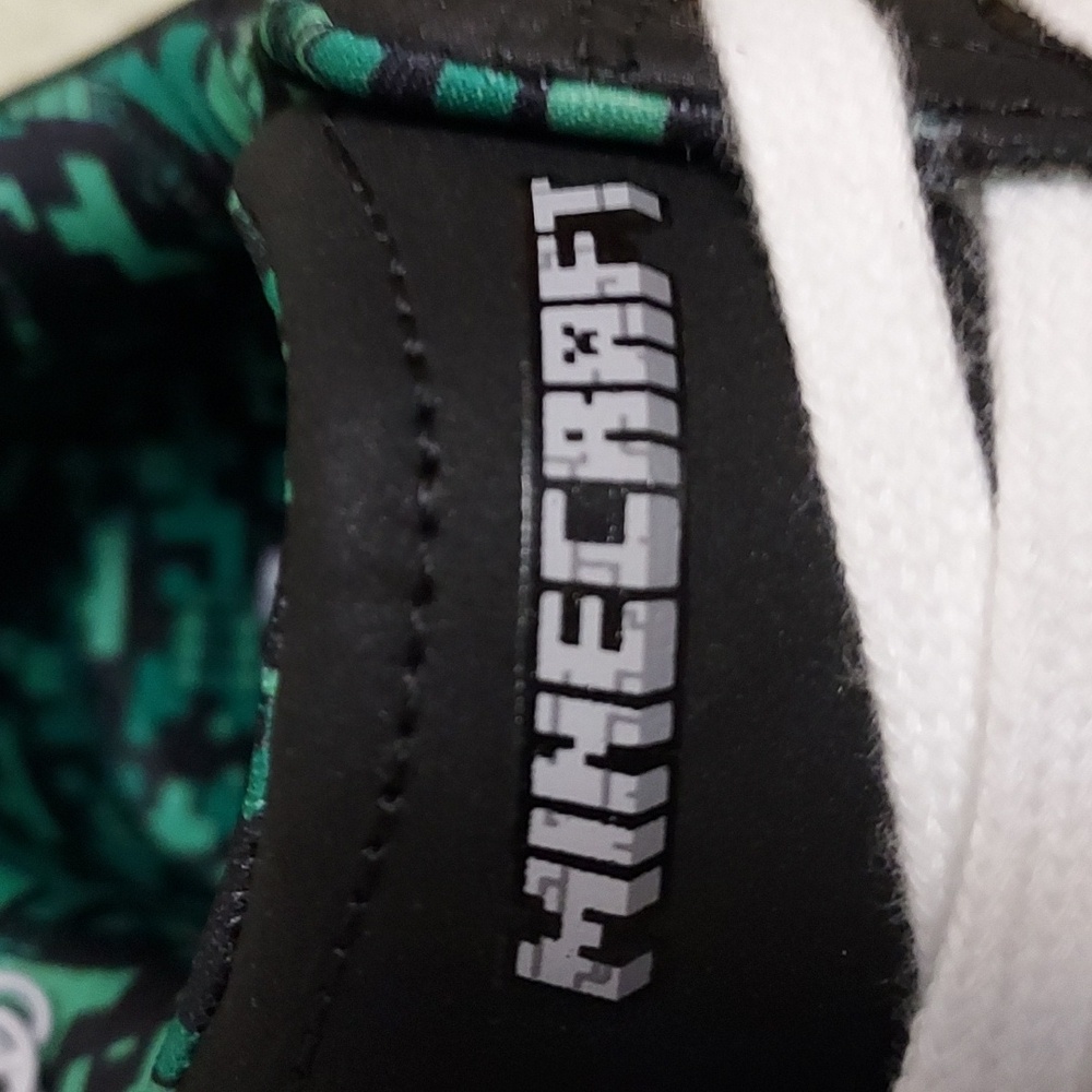 Minecraft Sneakers - Picture 9 of 14